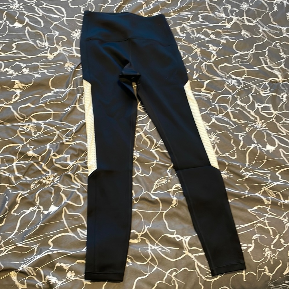Zyia leggings